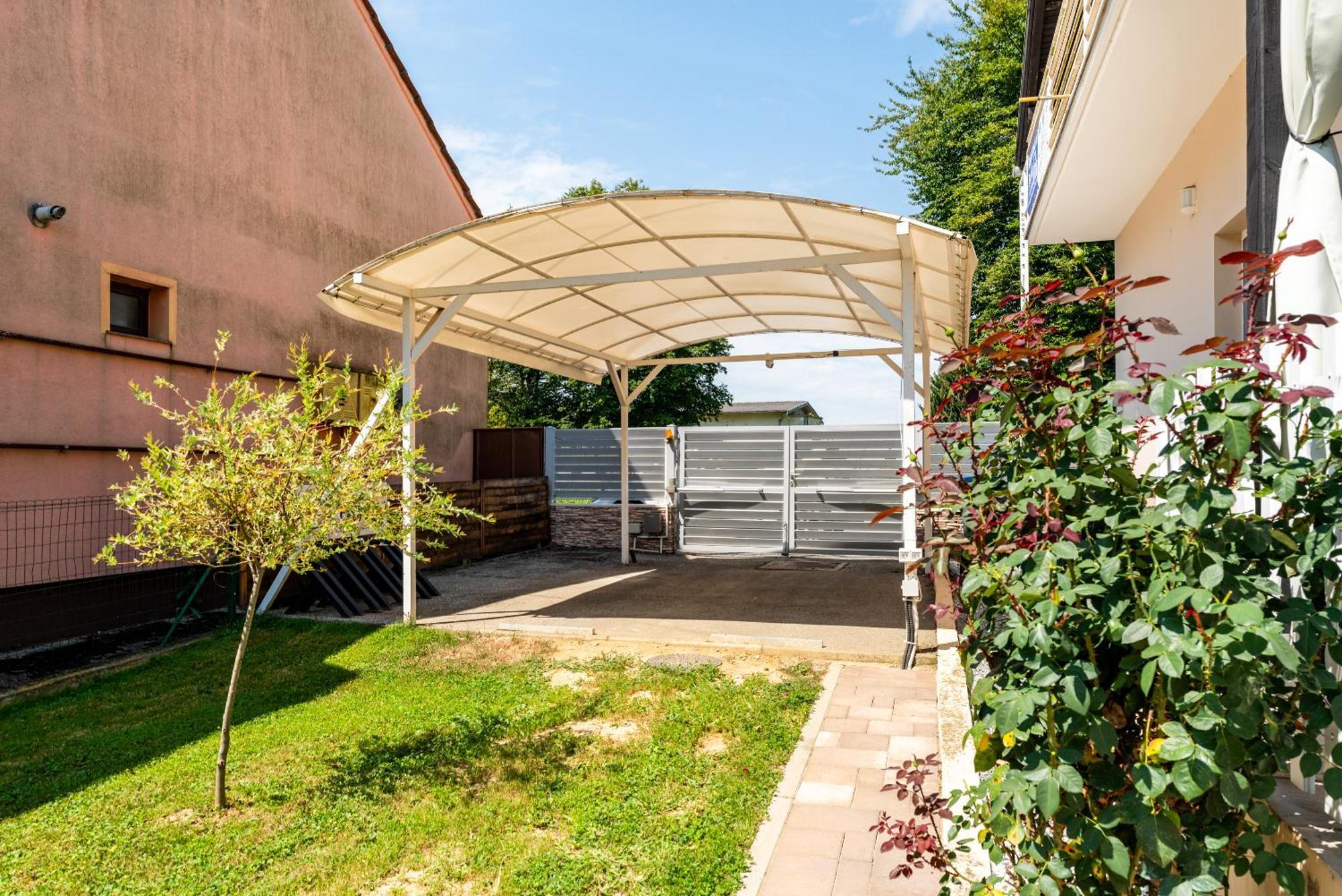 Studio Apartman The Little Prince Bjelovar Bagian luar foto